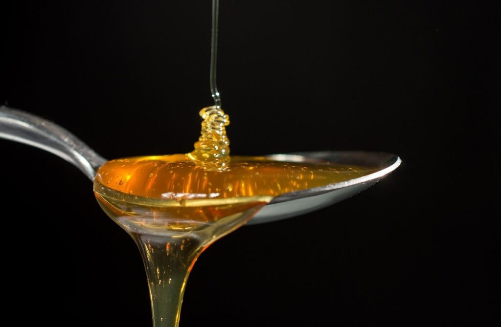 what is nectar flow in beekeeping