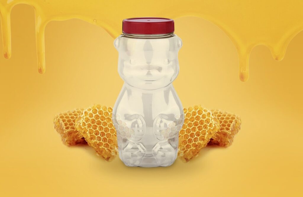 honey settling and bottling