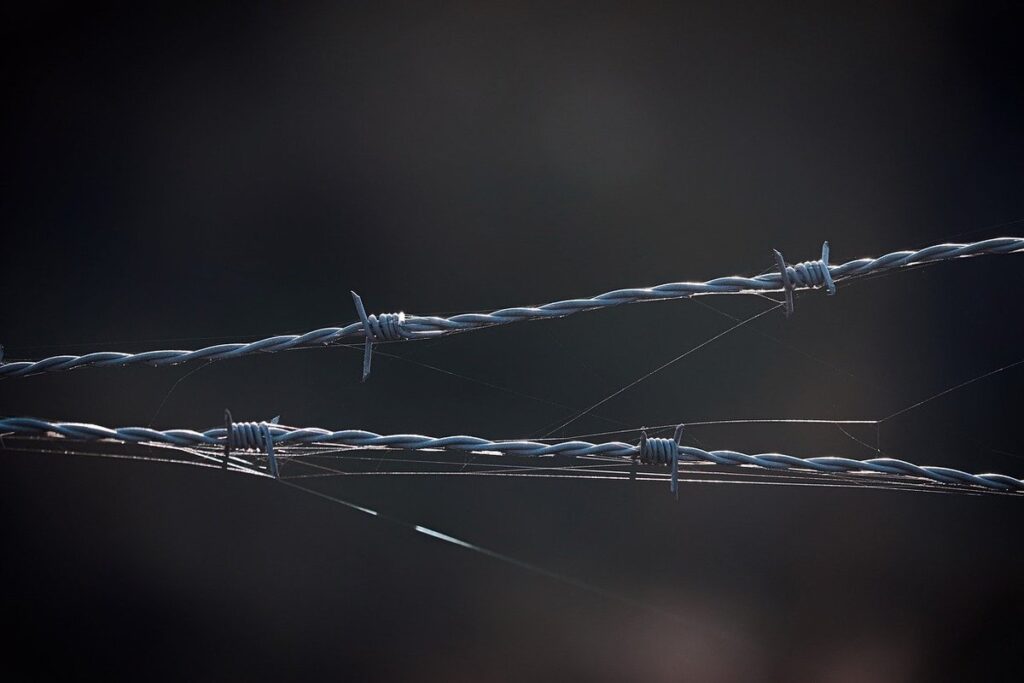 entrance reduction for robbing